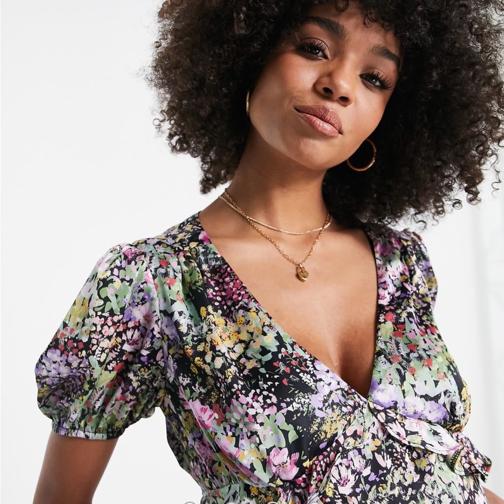 Topshop Floral V-Neck Puff Sleeve Open Back Blouse